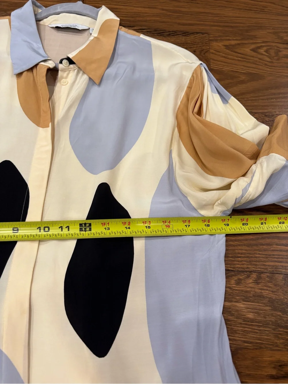 & Other Stories Beige and Cream Patterned Shirt Dress 6 two small stains see pic - Picture 10 of 15
